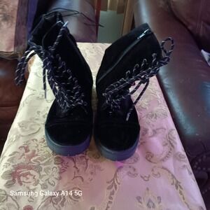 Rex Black Velvet Embellished Combat Boots Pearl Rhinestone Lace Up Side Zip 6.5M